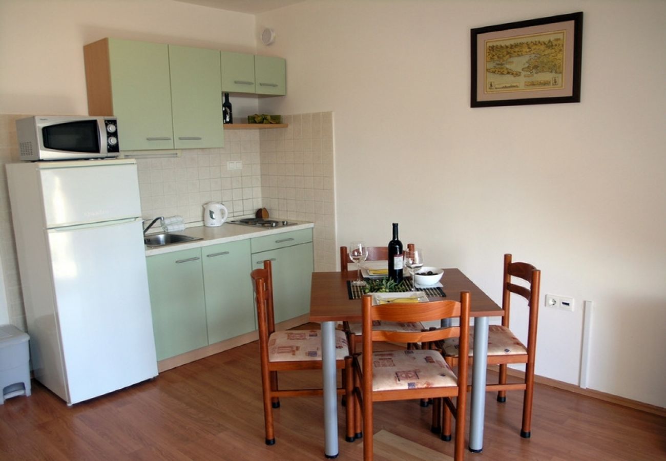 Apartamento en Okrug Gornji - Apartamento en Okrug Gornji con Seaview, Terraza, Acondicionador, WIFI (5069-3)