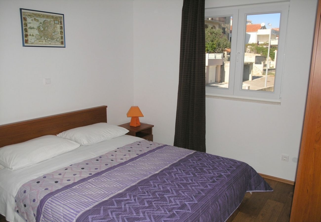 Apartamento en Okrug Gornji - Apartamento en Okrug Gornji con Seaview, Terraza, Acondicionador, WIFI (5069-4)