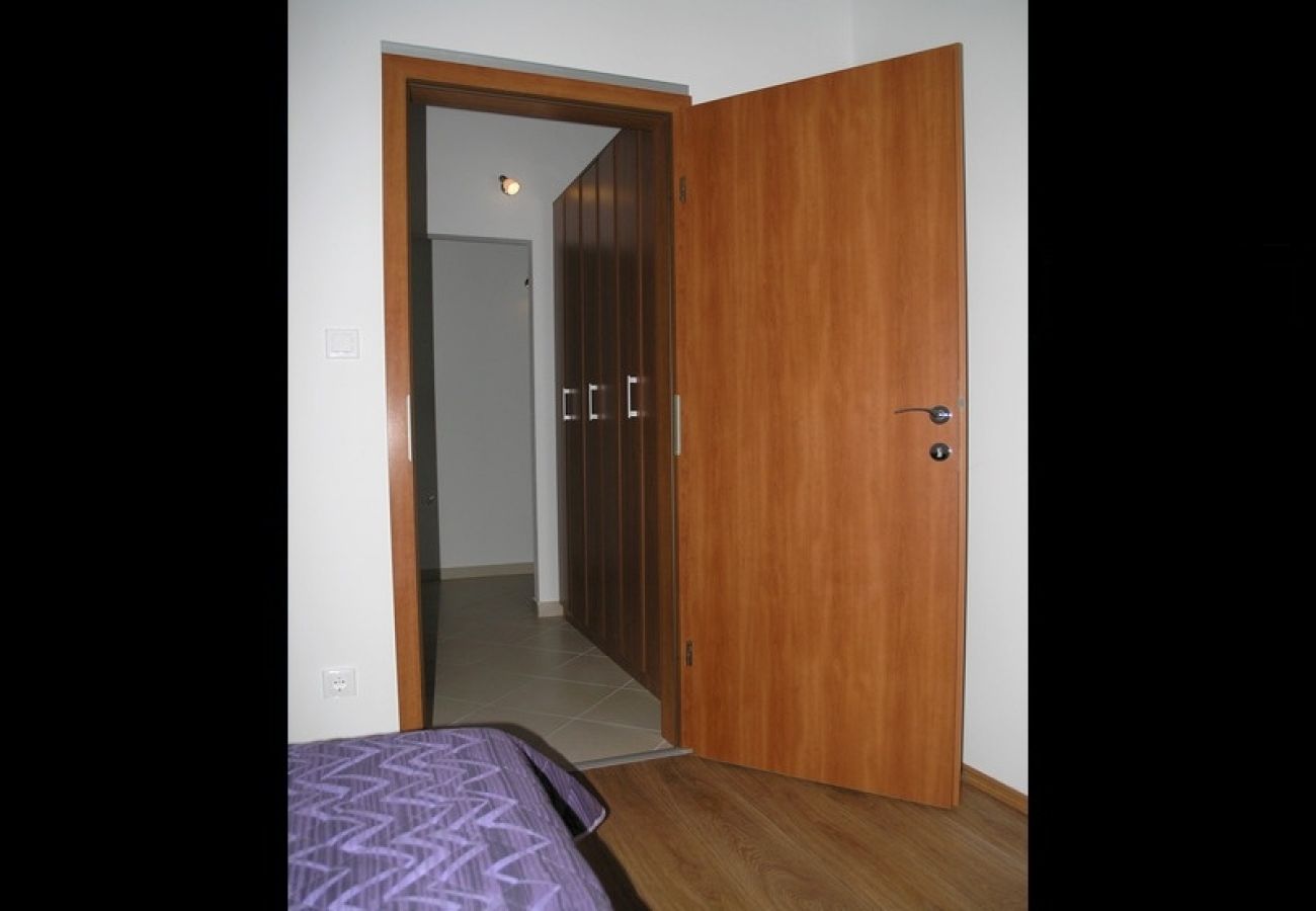 Apartamento en Okrug Gornji - Apartamento en Okrug Gornji con Seaview, Terraza, Acondicionador, WIFI (5069-2)