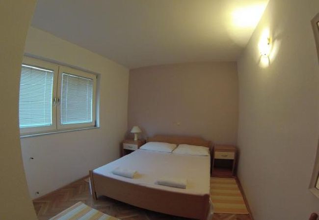 Apartamento en Duce - Apartamento en Duće con Balcón, Acondicionador, WIFI (5062-1) Apartamento en Duce - Apartamento en Duće con Balcón, Acondicionador, WIFI (5062-1)