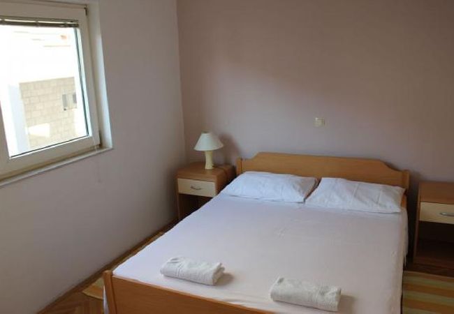Apartamento en Duce - Apartamento en Duće con Balcón, Acondicionador, WIFI (5062-1) Apartamento en Duce - Apartamento en Duće con Balcón, Acondicionador, WIFI (5062-1)