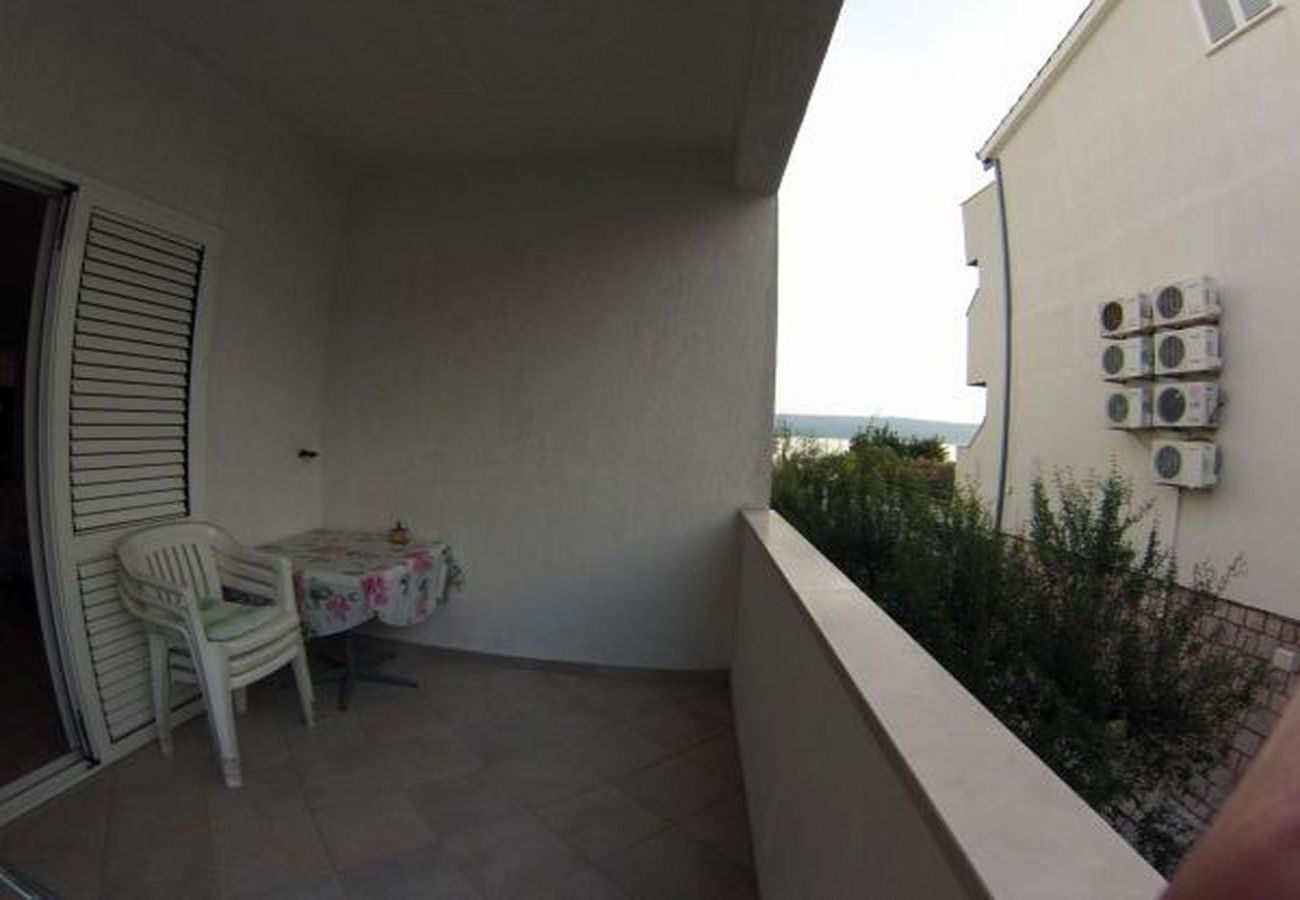 Apartamento en Duce - Apartamento en Duće con Balcón, Acondicionador, WIFI (5062-1)