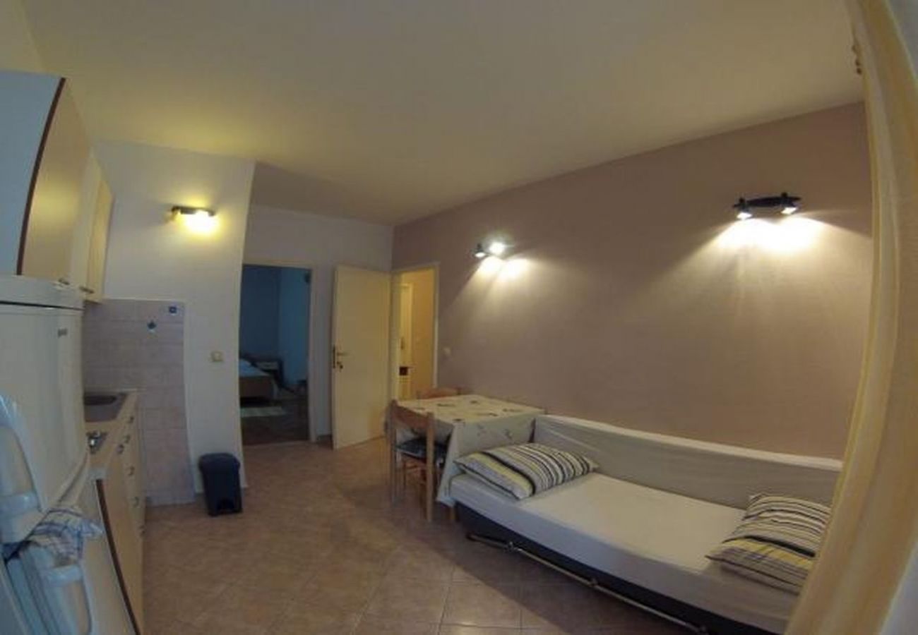 Apartamento en Duce - Apartamento en Duće con Balcón, Acondicionador, WIFI (5062-1)