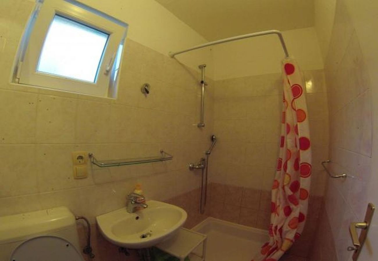 Apartamento en Duce - Apartamento en Duće con Balcón, Acondicionador, WIFI (5062-1)