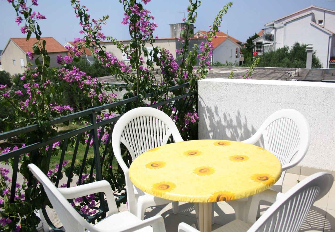 Apartamento en Vodice - Apartamento en Vodice con Seaview, Balcón, Acondicionador, WIFI (612-4)