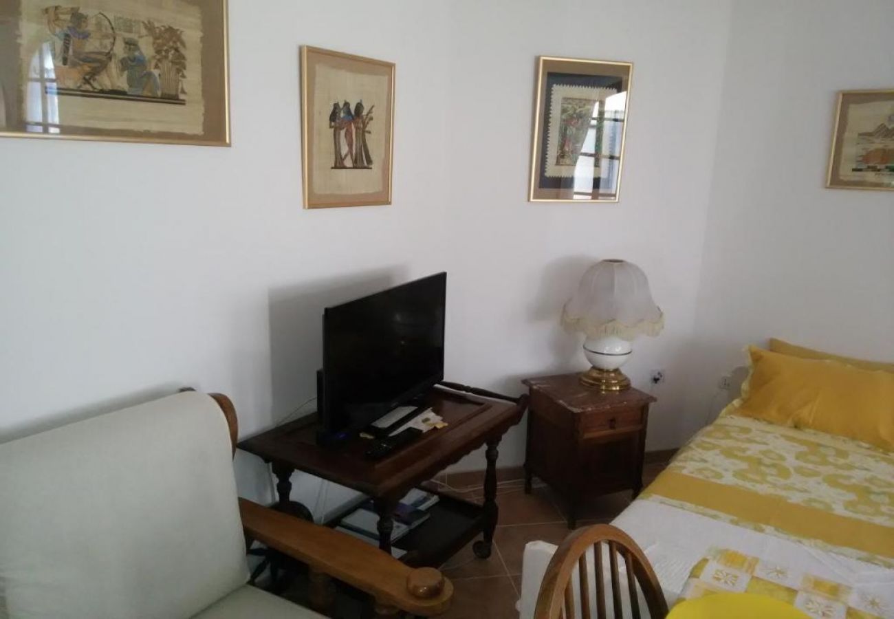 Apartamento en Banjole - Apartamento en Banjole con Acondicionador, WIFI, Lavadora (3360-2)