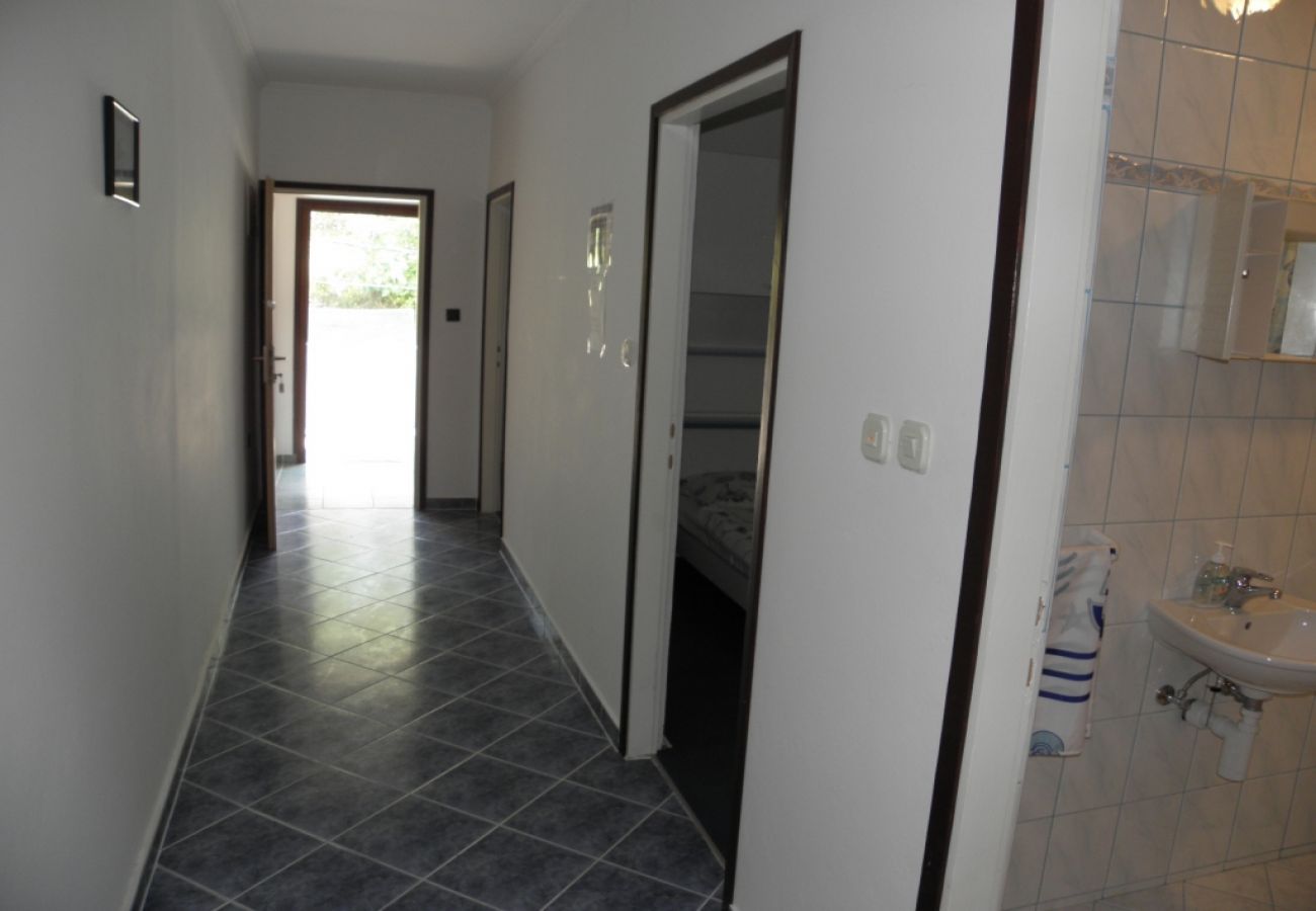 Apartamento en Lopar - Apartamento en Lopar con Seaview, Terraza, WIFI, Lavadora (593-2)