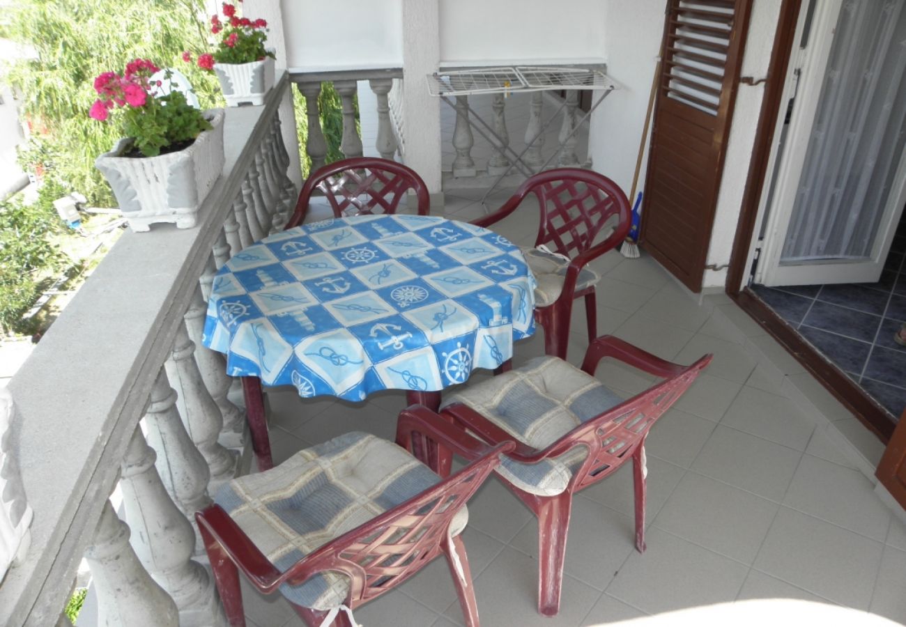 Apartamento en Lopar - Apartamento en Lopar con Seaview, Terraza, WIFI, Lavadora (593-2)