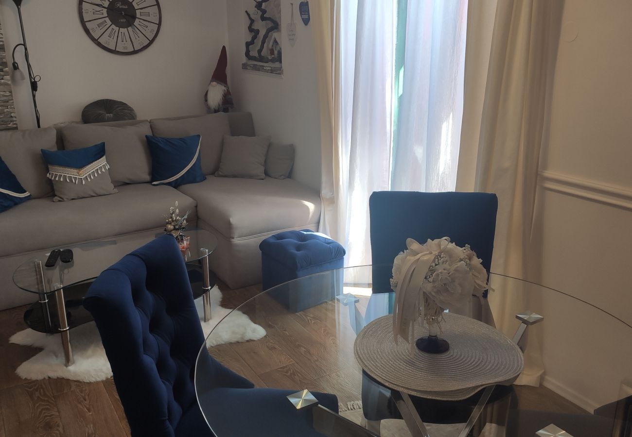 Apartamento en Split - Apartamento en Split con Balcón, Acondicionador, WIFI, Lavadora (4656-1)