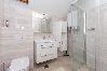 Apartamento en Kaštel Novi - Apartamento en Kaštel Novi con Seaview, Balcón, Acondicionador, WIFI (5110-1) Apartamento en Kaštel Novi - Apartamento en Kaštel Novi con Seaview, Balcón, Acondicionador, WIFI (5110-1)