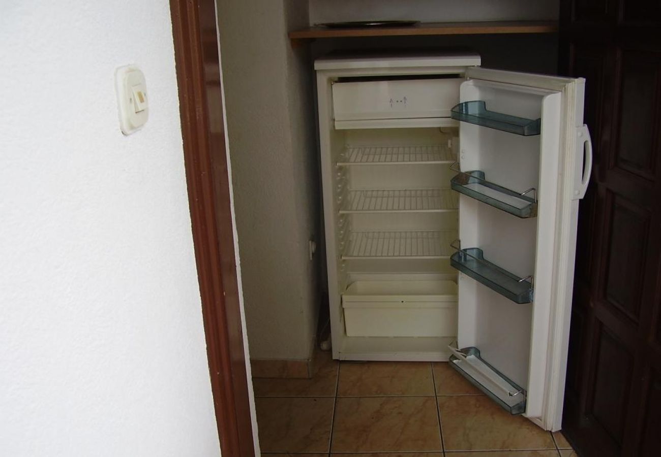 Apartamento en Okrug Gornji - Apartamento en Okrug Gornji con Seaview, Balcón, Acondicionador, WIFI (5106-2)