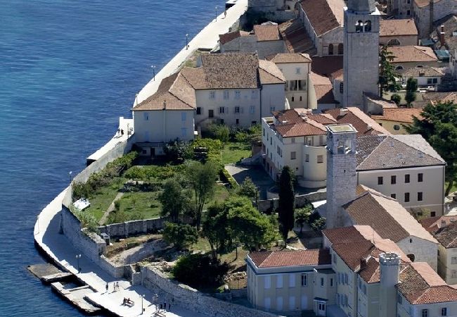 Apartamento en Vrvari - Apartamento en Vrvari con Terraza, WIFI, Lavadora (664-5) Apartamento en Vrvari - Apartamento en Vrvari con Terraza, WIFI, Lavadora (664-5)