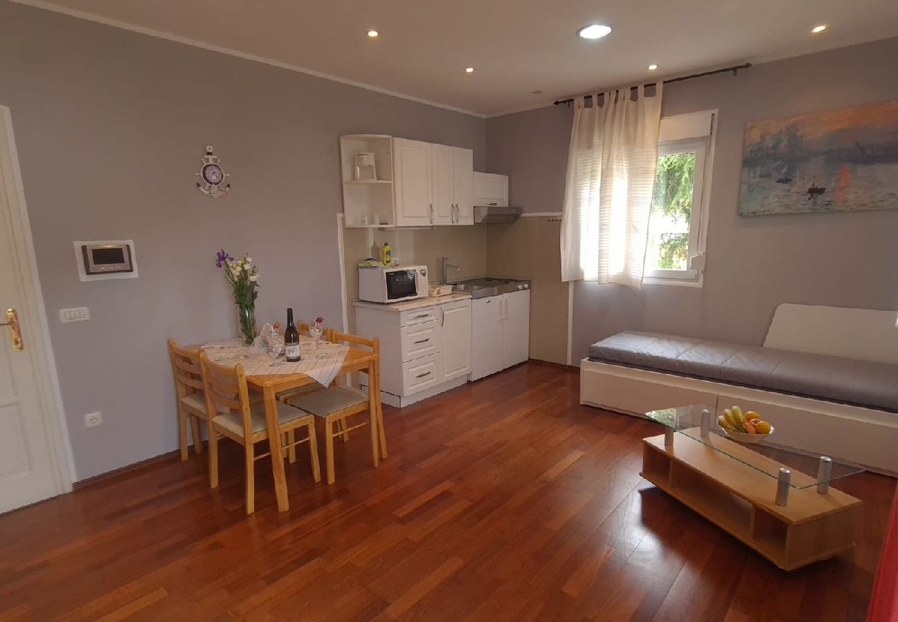 Apartamento en Rovinj - Apartamento en Rovinj con Balcón, Acondicionador, WIFI, Lavadora (5116-2)