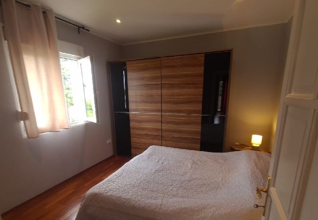 Apartamento en Rovinj - Apartamento en Rovinj con Balcón, Acondicionador, WIFI, Lavadora (5116-1) Apartamento en Rovinj - Apartamento en Rovinj con Balcón, Acondicionador, WIFI, Lavadora (5116-1)