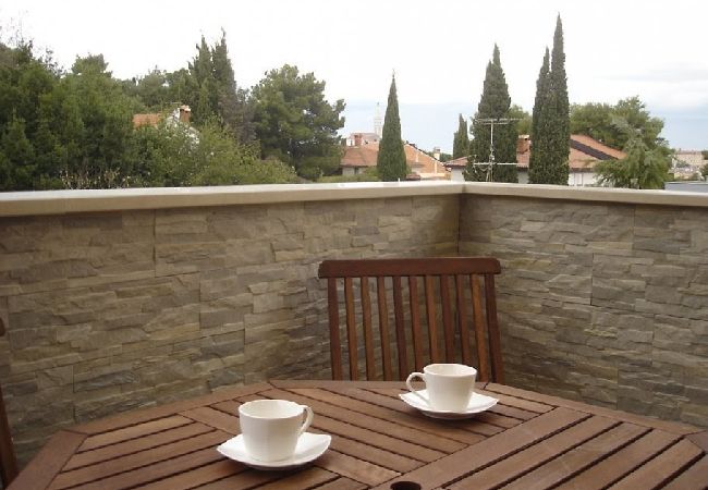 Apartamento en Rovinj - Apartamento en Rovinj con Balcón, Acondicionador, WIFI, Lavadora (5116-1) Apartamento en Rovinj - Apartamento en Rovinj con Balcón, Acondicionador, WIFI, Lavadora (5116-1)