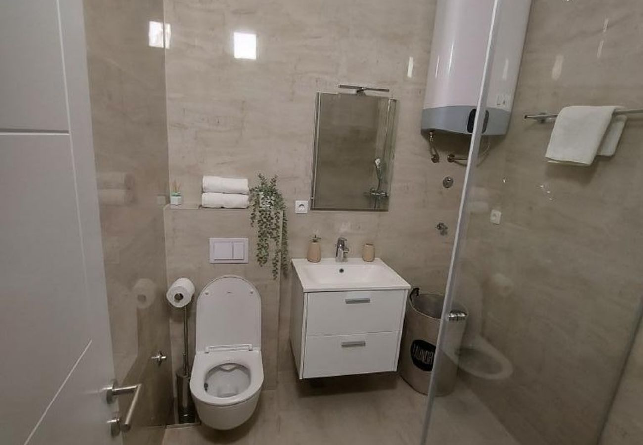 Apartamento en Lokva Rogoznica - Apartamento en Lokva Rogoznica con Seaview, Terraza, Acondicionador, WIFI (5118-2)