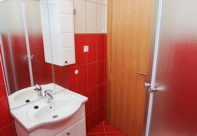 Apartamento en Podstrana - Apartamento en Podstrana-Sv.Martin con Terraza, Acondicionador, WIFI, Lavadora (5117-4) Apartamento en Podstrana - Apartamento en Podstrana-Sv.Martin con Terraza, Acondicionador, WIFI, Lavadora (5117-4)