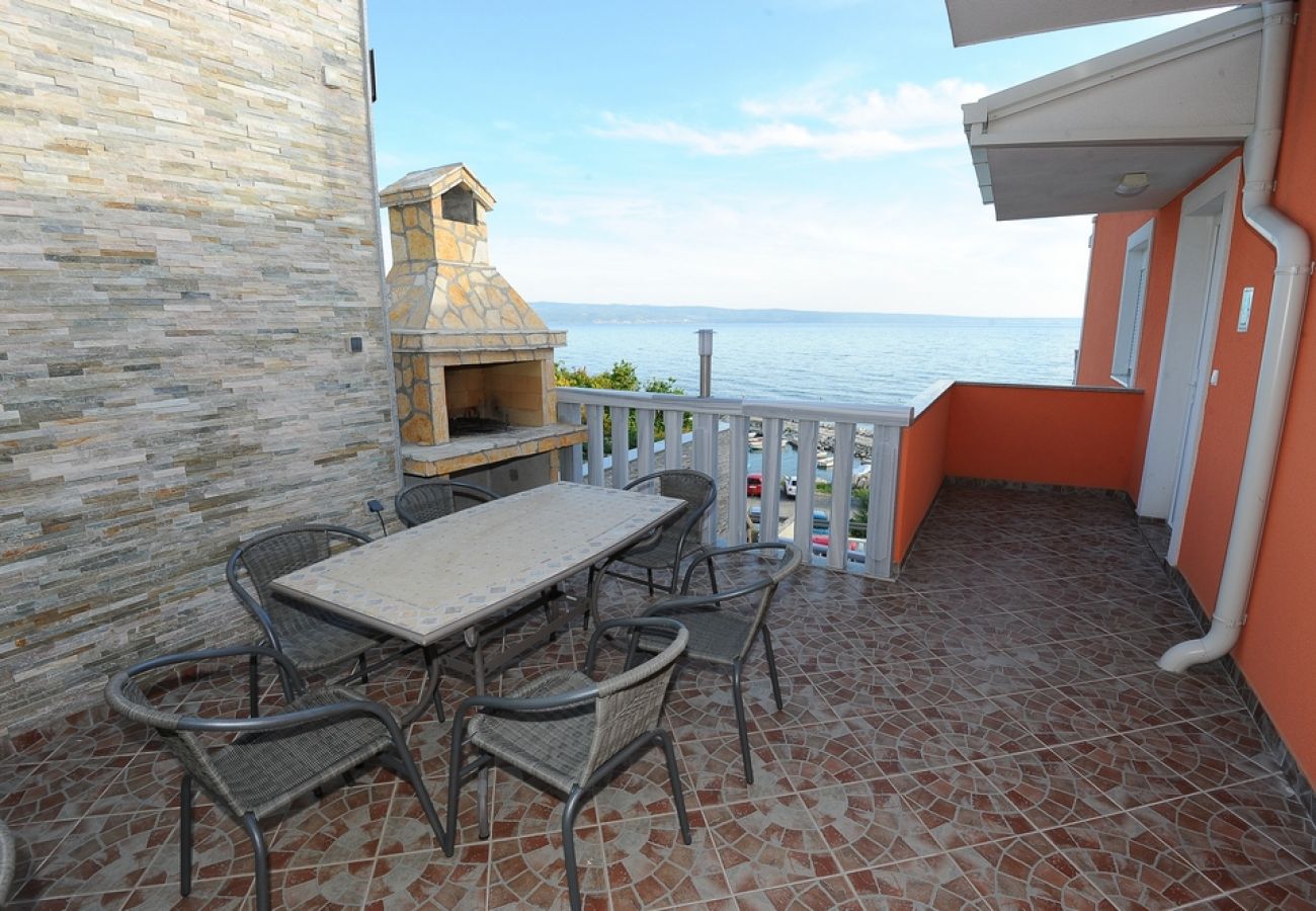 Apartamento en Podstrana - Apartamento en Podstrana-Sv.Martin con Terraza, Acondicionador, WIFI, Lavadora (5117-4)