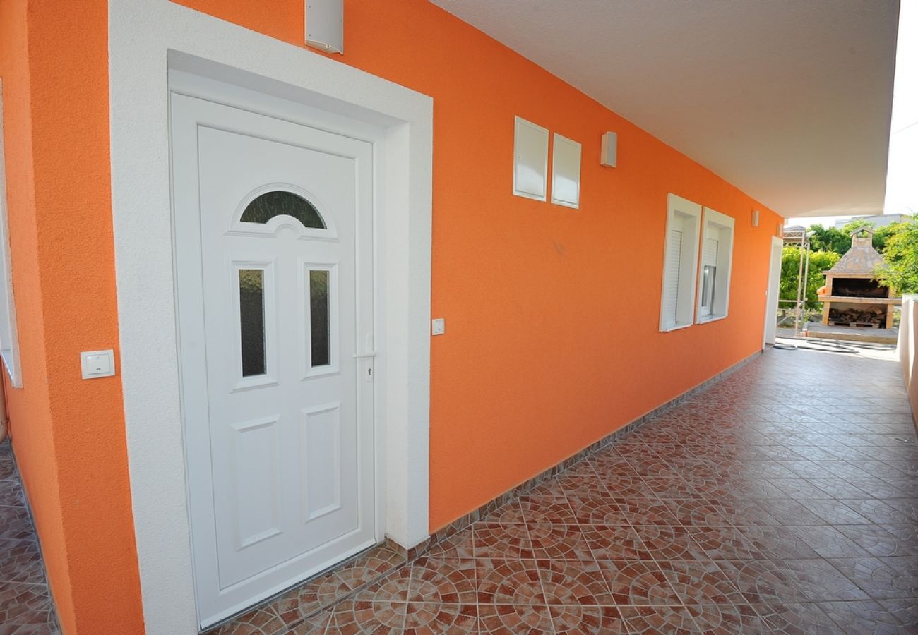 Apartamento en Podstrana - Apartamento en Podstrana-Sv.Martin con Terraza, Acondicionador, WIFI, Lavadora (5117-5)