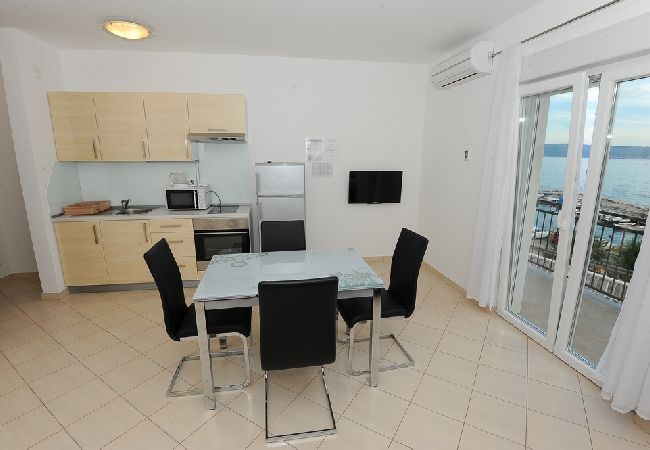 Apartamento en Podstrana - Apartamento en Podstrana-Sv.Martin con Seaview, Terraza, Acondicionador, WIFI (5117-2) Apartamento en Podstrana - Apartamento en Podstrana-Sv.Martin con Seaview, Terraza, Acondicionador, WIFI (5117-2)