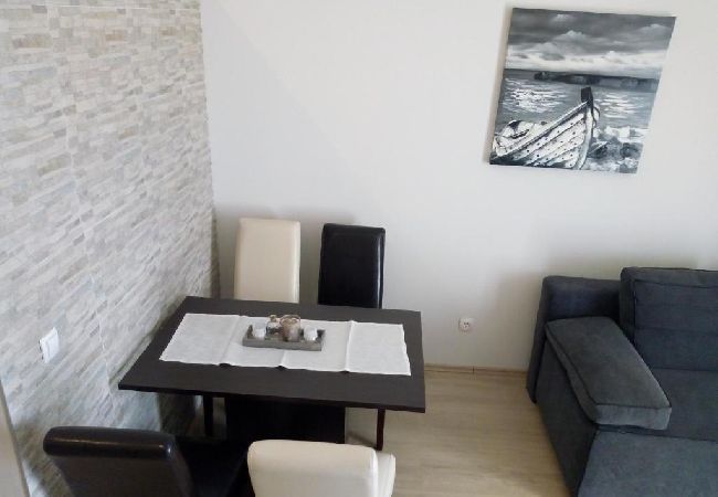 Apartamento en Brela - Apartamento en Brela con Seaview, Balcón, Acondicionador, WIFI (5122-2) Apartamento en Brela - Apartamento en Brela con Seaview, Balcón, Acondicionador, WIFI (5122-2)