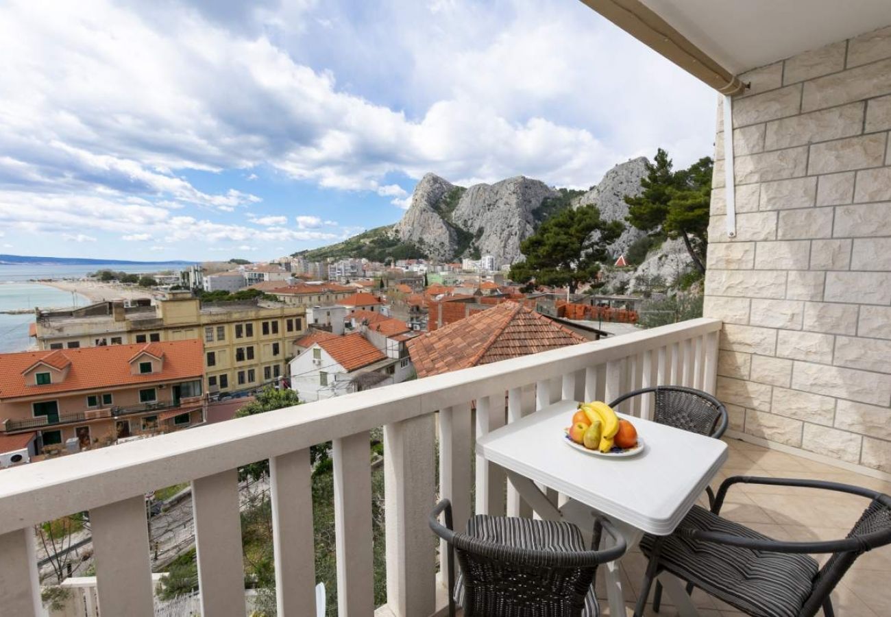 Apartamento en Omiš - Apartamento en Omiš con Seaview, Balcón, Acondicionador, WIFI (5129-3)