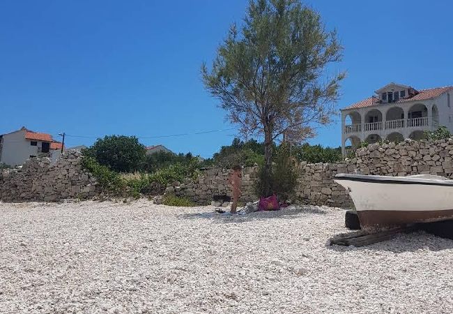 Apartamento en Arbanija - Apartamento en Arbanija con Seaview, Balcón, Acondicionador, WIFI (5137-2) Apartamento en Arbanija - Apartamento en Arbanija con Seaview, Balcón, Acondicionador, WIFI (5137-2)