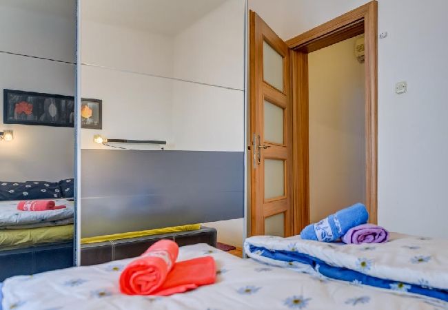 Apartamento en Arbanija - Apartamento en Arbanija con Seaview, Terraza, Acondicionador, WIFI (5138-2) Apartamento en Arbanija - Apartamento en Arbanija con Seaview, Terraza, Acondicionador, WIFI (5138-2)