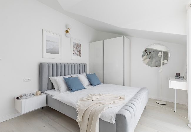 Apartamento en Arbanija - Apartamento en Arbanija con Seaview, Terraza, Acondicionador, WIFI (5139-5) Apartamento en Arbanija - Apartamento en Arbanija con Seaview, Terraza, Acondicionador, WIFI (5139-5)