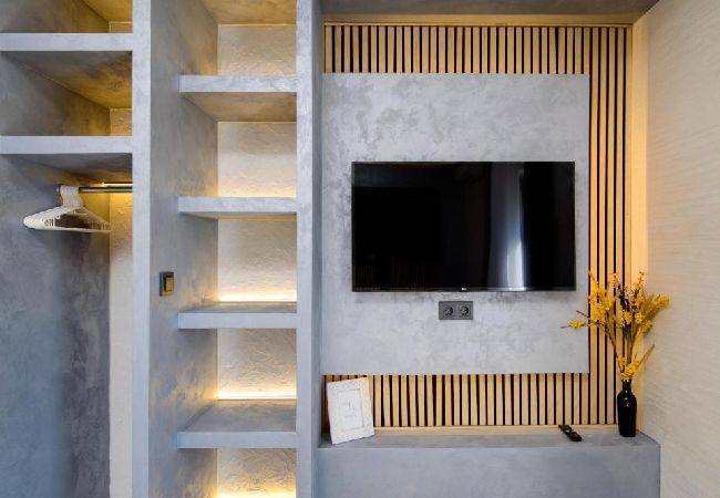 Apartamento en Okrug Gornji - Apartamento en Okrug Gornji con Seaview, Balcón, Acondicionador, WIFI (5134-3) Apartamento en Okrug Gornji - Apartamento en Okrug Gornji con Seaview, Balcón, Acondicionador, WIFI (5134-3)