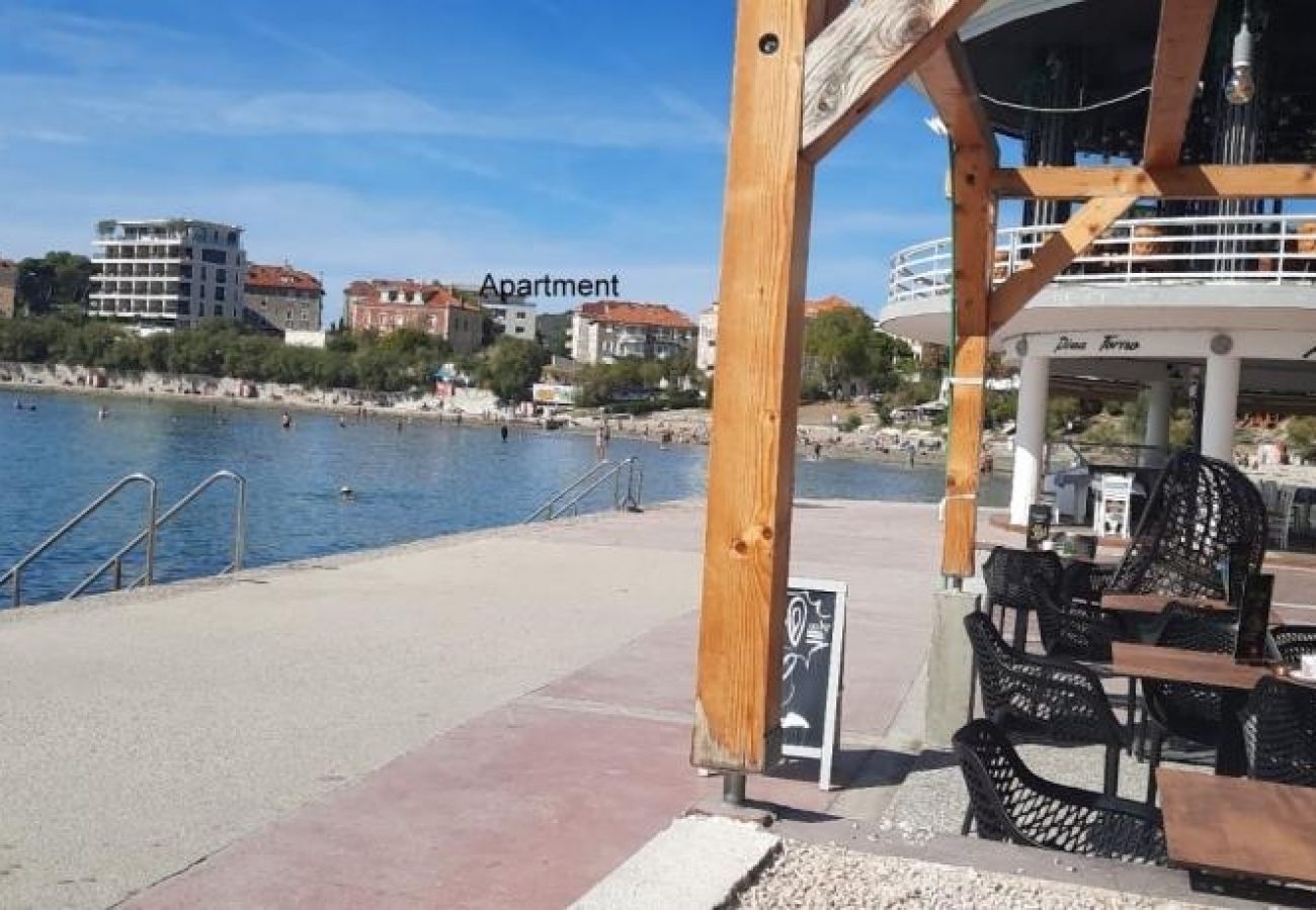 Apartamento en Split - Apartamento en Split con Seaview, Balcón, Acondicionador, WIFI (5141-1)