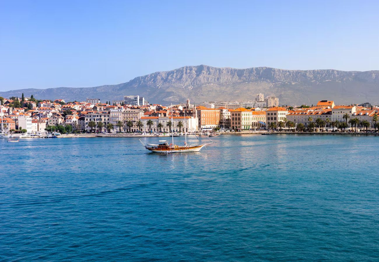 Apartamento en Split - Apartamento en Split con Balcón, Acondicionador, WIFI (5141-1)