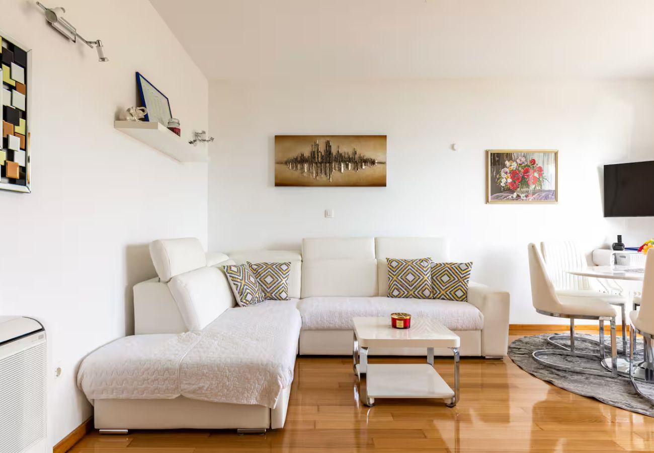 Apartamento en Split - Apartamento en Split con Balcón, Acondicionador, WIFI (5141-1)