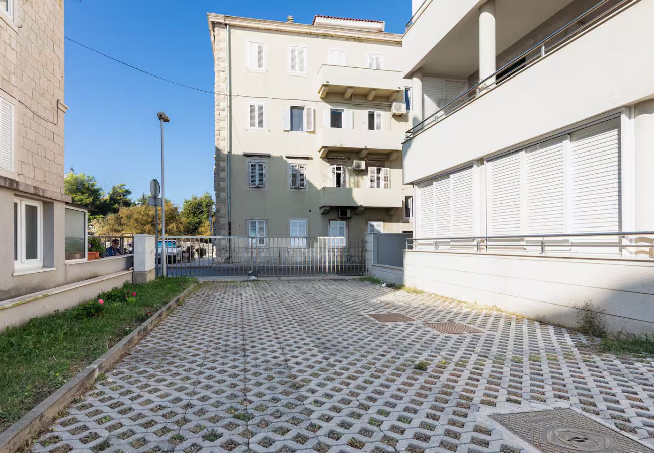 Apartamento en Split - Apartamento en Split con Balcón, Acondicionador, WIFI (5141-1)