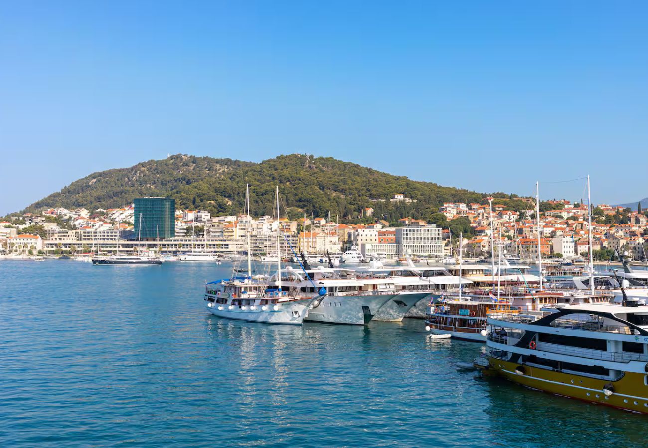 Apartamento en Split - Apartamento en Split con Balcón, Acondicionador, WIFI (5141-1)