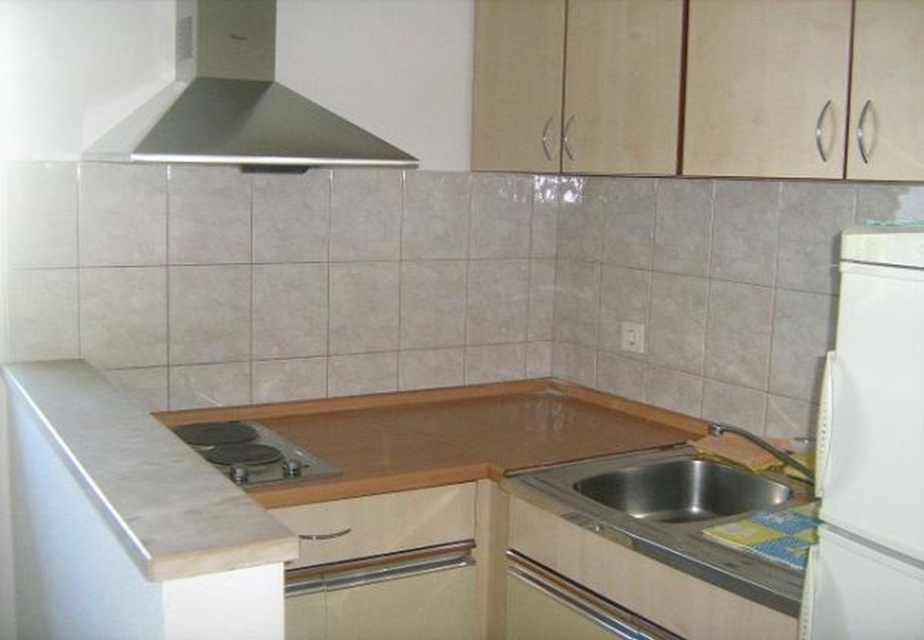 Apartamento en Duce - Apartamento en Duće con Balcón, Acondicionador, WIFI (5146-7)