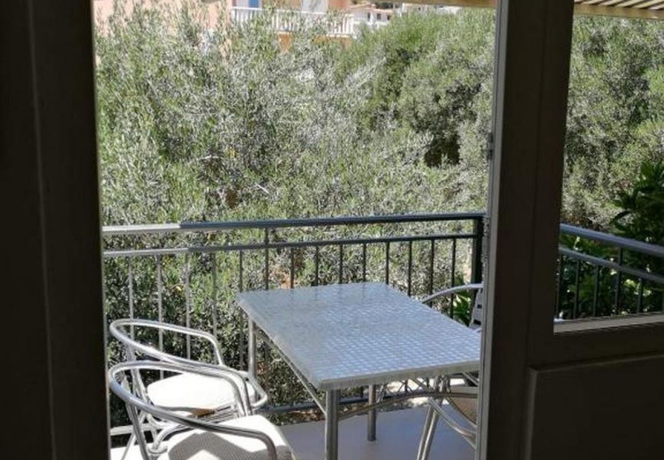 Apartamento en Duce - Apartamento en Duće con Balcón, Acondicionador, WIFI (5146-7)