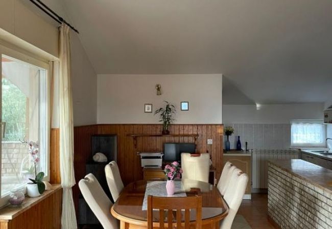 Apartamento en Duce - Apartamento en Duće con Seaview, Balcón, Acondicionador, WIFI (5146-4) Apartamento en Duce - Apartamento en Duće con Seaview, Balcón, Acondicionador, WIFI (5146-4)