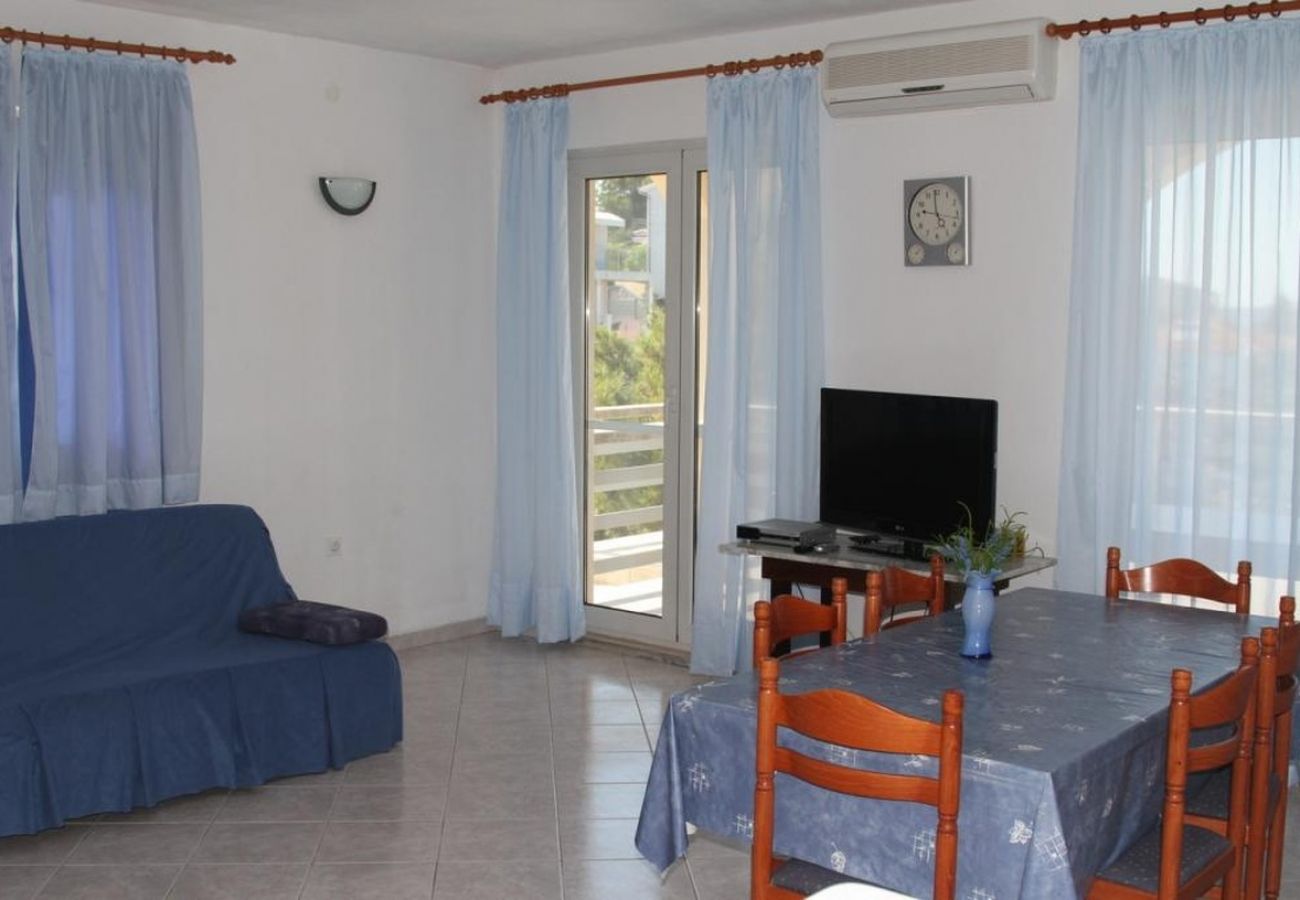 Apartamento en Ražanj - Apartamento en Ražanj con Seaview, Terraza, Acondicionador, WIFI (5150-1)