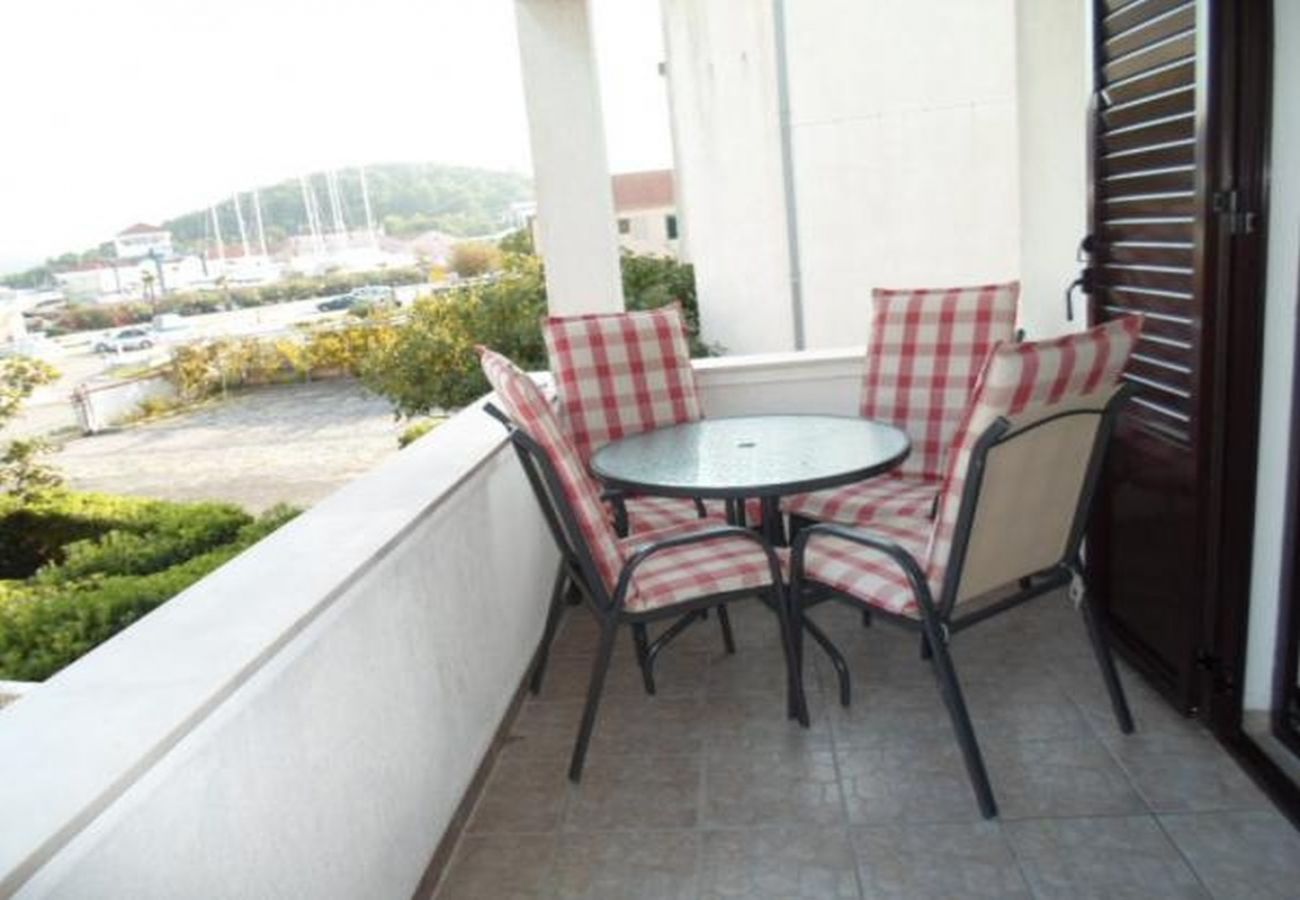 Apartamento en Rogoznica - Apartamento en Rogoznica con Seaview, Balcón, Acondicionador, WIFI (5153-2)