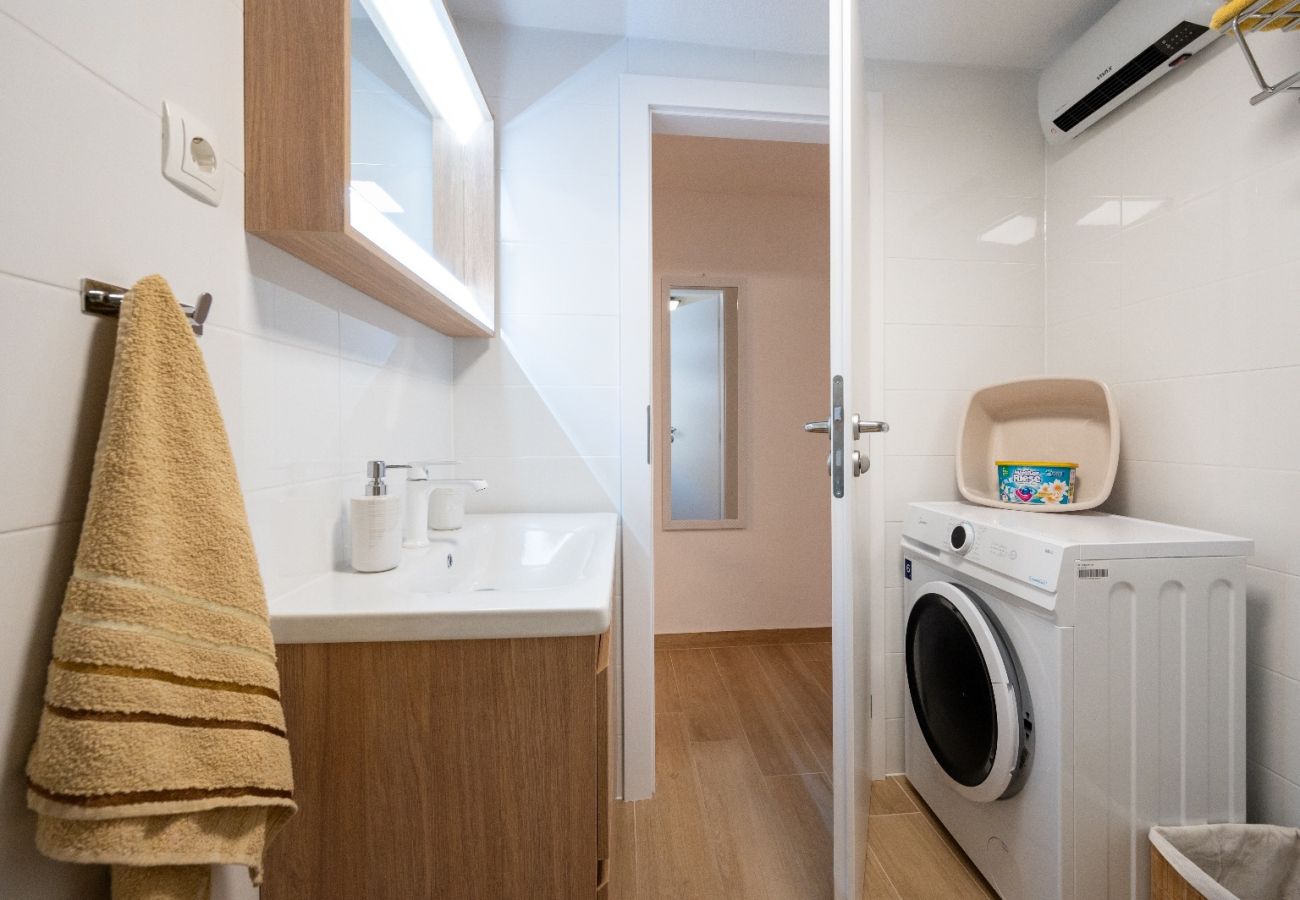 Estudio en Mastrinka - Apartamento Estudio en Mastrinka con Loggia, Acondicionador, WIFI (5159-2)
