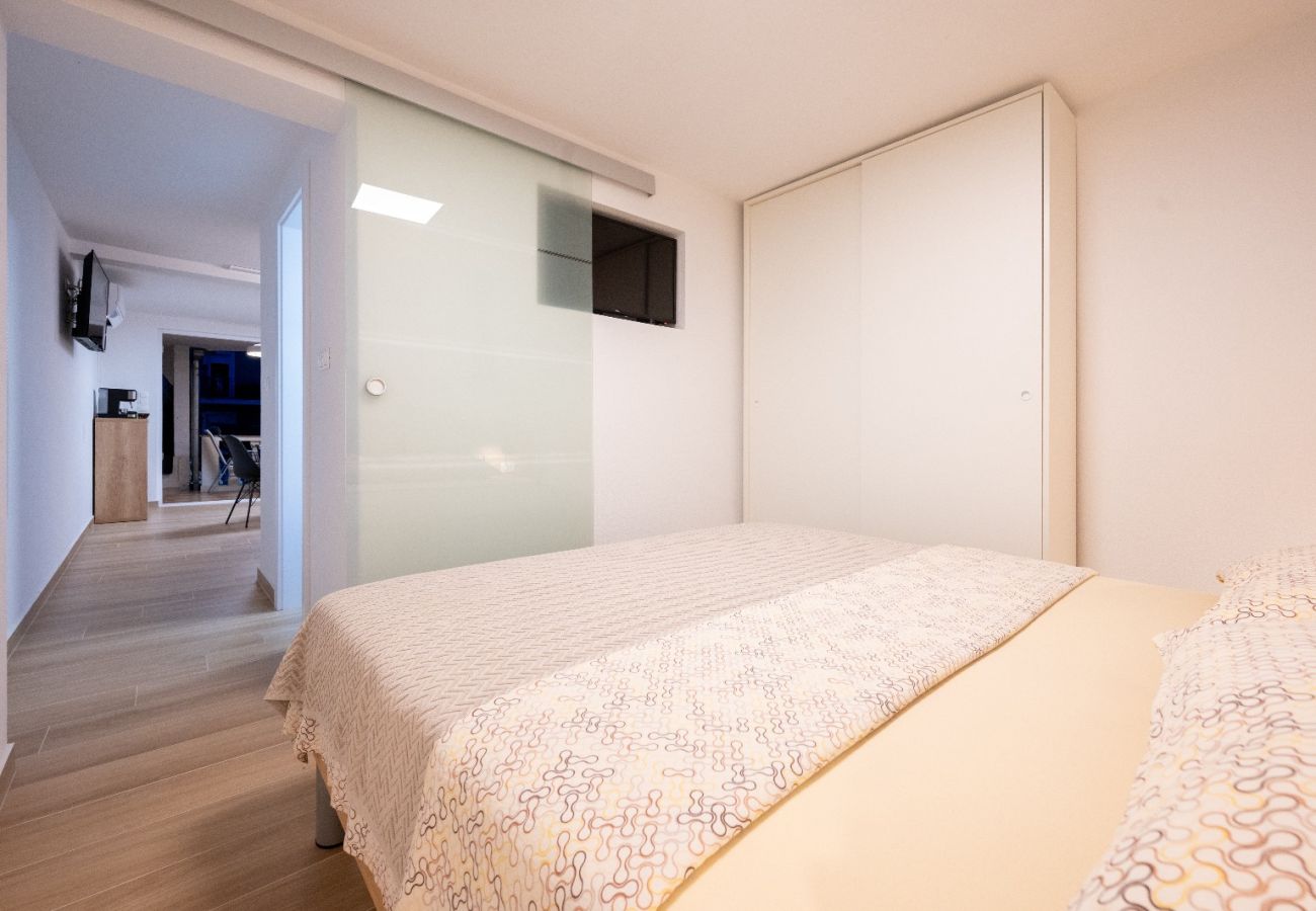 Estudio en Mastrinka - Apartamento Estudio en Mastrinka con Loggia, Acondicionador, WIFI (5159-2)