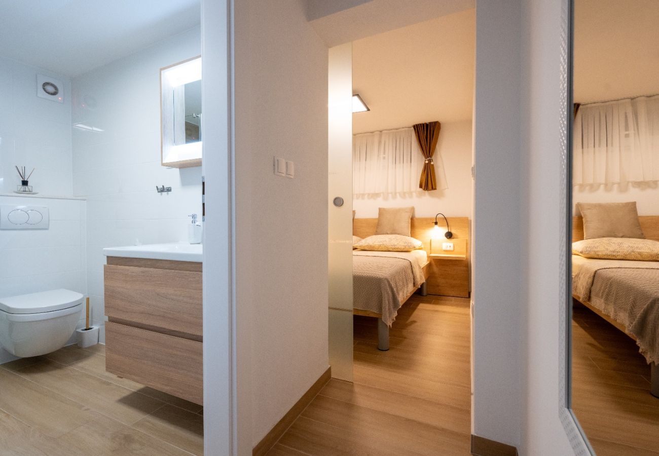 Estudio en Mastrinka - Apartamento Estudio en Mastrinka con Loggia, Acondicionador, WIFI (5159-2)