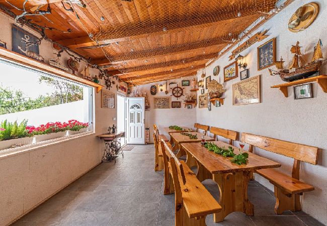 Apartamento en Okrug Gornji - Apartamento en Okrug Gornji con Seaview, Terraza, Acondicionador, WIFI (5160-3) Apartamento en Okrug Gornji - Apartamento en Okrug Gornji con Seaview, Terraza, Acondicionador, WIFI (5160-3)