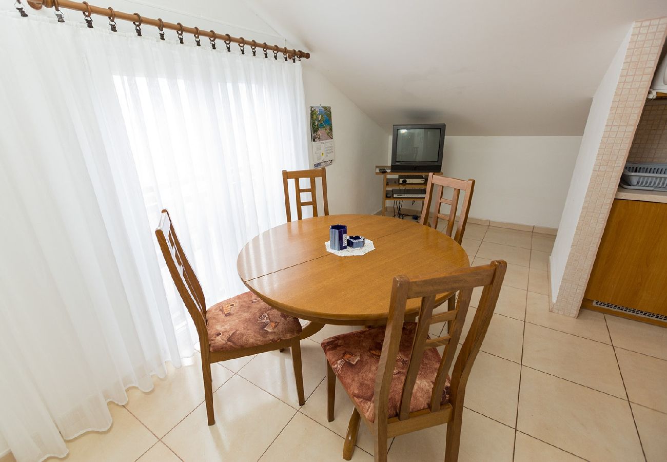 Apartamento en Okrug Donji - Apartamento en Okrug Donji con Seaview, Balcón, Acondicionador, WIFI (5166-5)