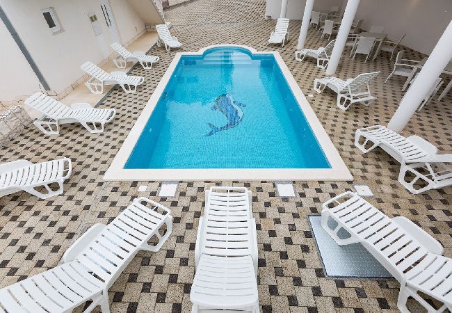 Apartamento en Okrug Donji - Apartamento en Okrug Donji con Seaview, Balcón, Acondicionador, WIFI (5166-1) Apartamento en Okrug Donji - Apartamento en Okrug Donji con Seaview, Balcón, Acondicionador, WIFI (5166-1)