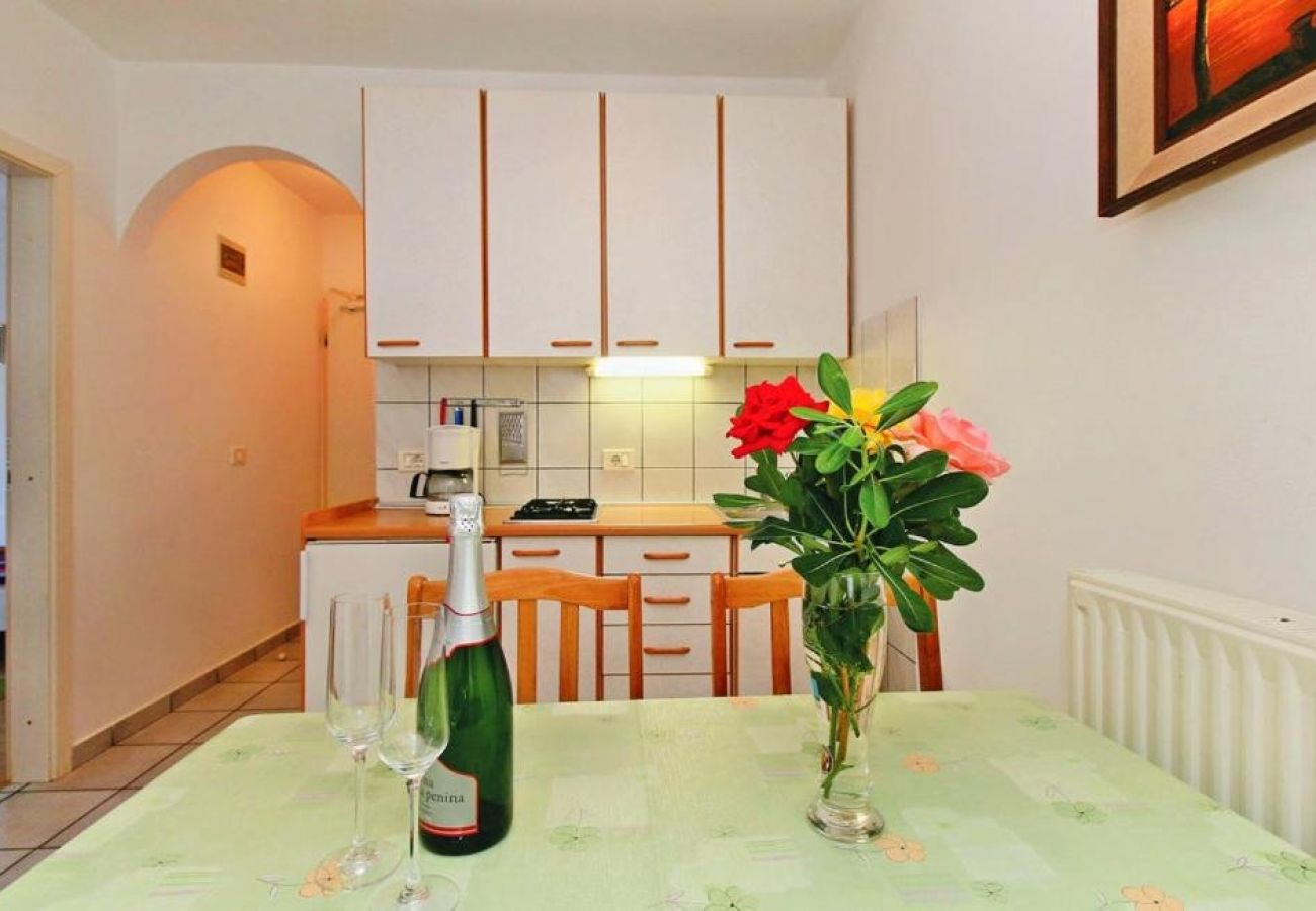 Apartamento en Porec - Apartamento en Poreč con Balcón, WIFI (819-8)