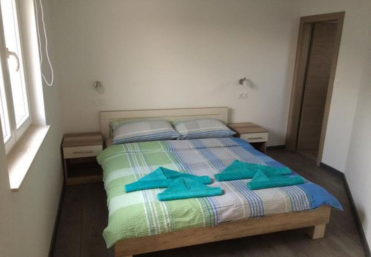 Apartamento en Rogoznica - Apartamento en Rogoznica con Balcón, Acondicionador, WIFI, Lavadora (5173-1)