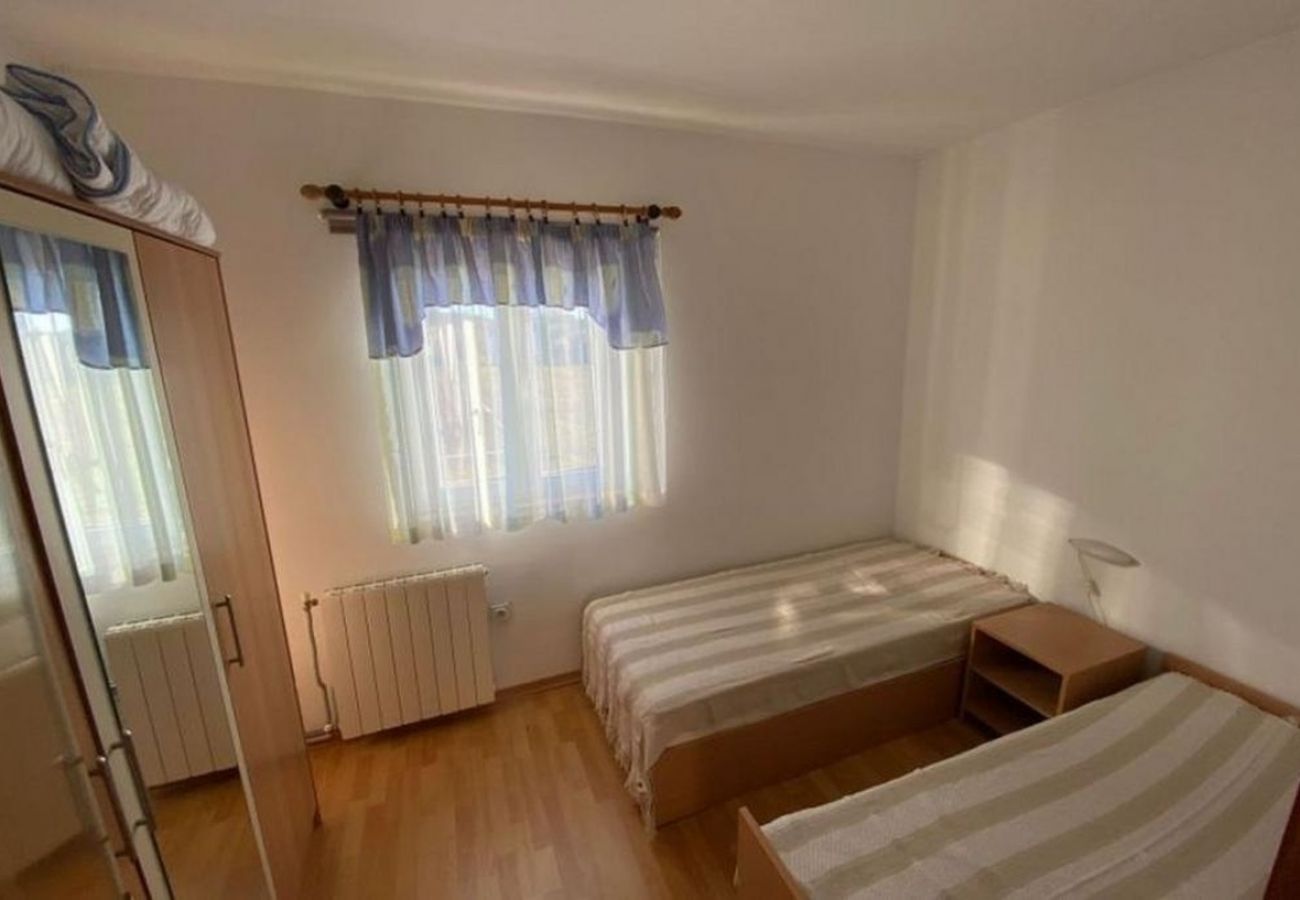 Apartamento en Vrvari - Apartamento en Vrvari con Acondicionador, WIFI (664-6)