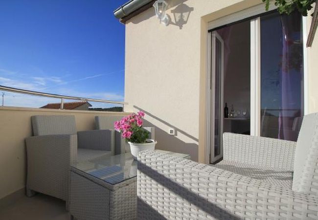 Apartamento en Šibenik-Brodarica - Apartamento en Brodarica con Seaview, Balcón, Acondicionador, WIFI (5183-1) Apartamento en Šibenik-Brodarica - Apartamento en Brodarica con Seaview, Balcón, Acondicionador, WIFI (5183-1)